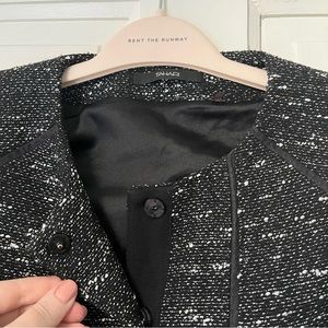 Elie Tahari tweed blazer